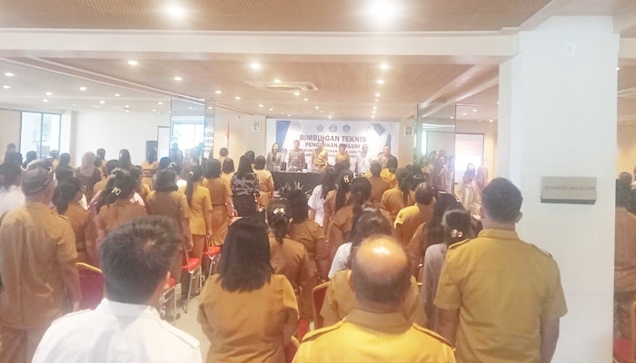 Bimtek Pendidikan Inklusi oleh Dinas Pendidikan Sangihe yang dibuka langsung oleh Bupati Michael Thungari, Senin, Juli 2025. [foto:ist]