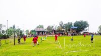 Turnamen Mini Soccer ‘Dulamayo Cup’ dimulai meskipun diguyur hujan. [foto:juna/nusantara1]