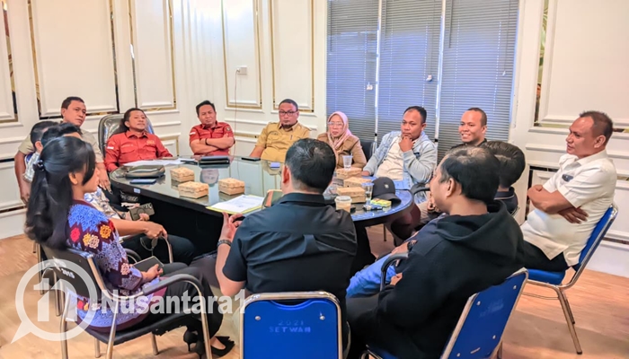 RDP terkait polemik ijazah dan pesangon yang ditahan BRI. [foto:juna/nusantara1]