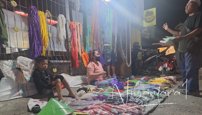 Suasana di Jalan Jenderal Sudirman, tepatnya depan Kampus I UNG, Kamis 14 Agustus 2025. [foto:nusantara1]