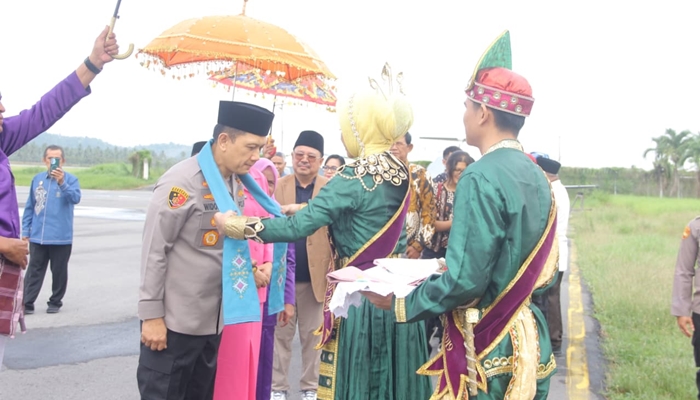 Penyambutan Kapolda Gorontalo, Irjen Pol. Drs. Widodo di Provinsi Gorontalo./ist