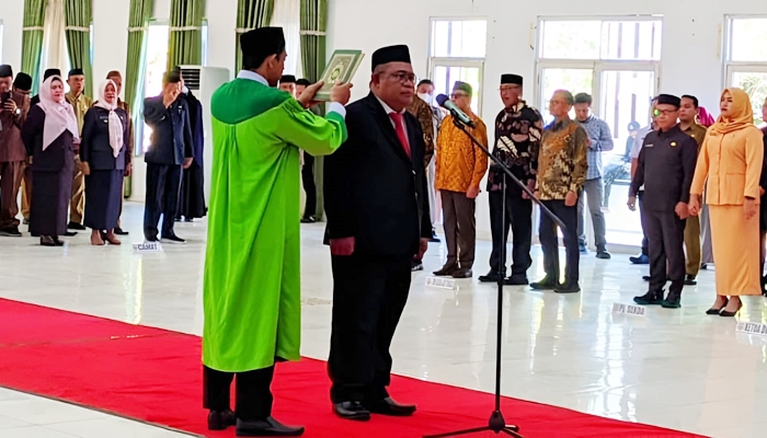 Pelantikan Sugondo Makmur sebagai Sekda Kabupaten Gorontalo./ist