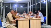 RDP gabungan Komisi I dan IV terkait penyelesaian Sertifikat wisata pantai Tilalohe. [foto:juna/nusantara1]