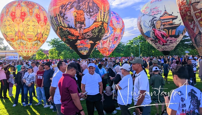 Ketua DPRD Kabupaten Gorontalo Zulfikar Usira hadir pada Festival Balon Udara di Limboto. [foto:juna/nusantara1]