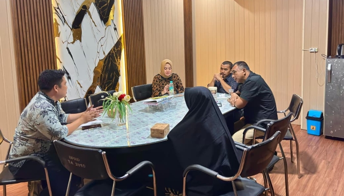 RDP terkait aduan nasabah di Komisi II DPRD Kabupaten Gorontalo. [foto:ist/humas setwan]