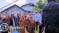 Wali Kota Gorontalo Adhan Dambea temui salah seorang ormas yang diduga menghalangi pembangunan KNMP. [foto:juna/nusantara1][foto: juna/nusantara1]