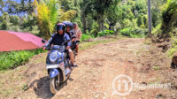Warga keluhkan jalan rusak penghubung Malahu - Tapaluluo. [foto:juna/nusantara1]