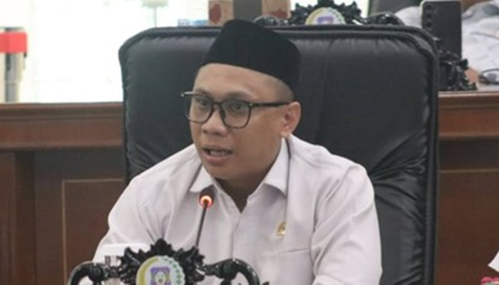 Badan Kehormatan DPRD provinsi Gorontalo memecat Wahyudin Moridu. [foto:ist}