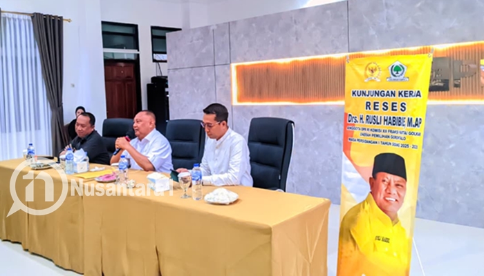Kunjungan Anggota DPR RI, Rusli Habibie di Kantor PT PLN UP3 Gorontalo. [foto:juna/nusantara1]