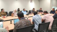 Komisi II DPRD Provinsi Gorontalo saat berkunjung ke Pertamina Patra Niaga, Jumat 7 November 2025. [foto:ist/humas]