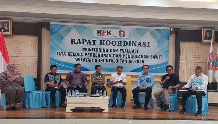 Rapat koordinasi di Aula Rumah Dinas Gubernur Gorontalo, Kamis, 13 November 2025. [foto:ist/setwan]