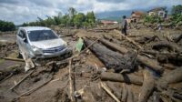 Ilustrasi. Terdapat 5 perusahaan disegel KLH karena diduga memperparah banjir dan longsor di Sumbar [foto:dok/tribratanews]