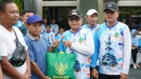 Bupati Gorontalo, Sofyan Puhi saat menghadiri pencanangan Hari Amal Bhakti tingkat Kabupaten Gorontalo [foto:dok/humas]