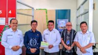 Penyerahan donasi untuk korban bencana oleh Kejari dan PMI Kabupaten Gorontalo. [foto:juna/nusantara1]