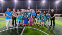Tim Futsal Jurnalis Kota Gorontalo saat foto bersama usai penerimaan hadiah [foto:dok/panitia]