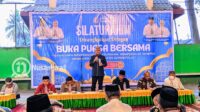 Bupati Gorontalo Sofyan Puhi saat sambutan menjelang Buka Puasa [foto:juna/nusantara1]