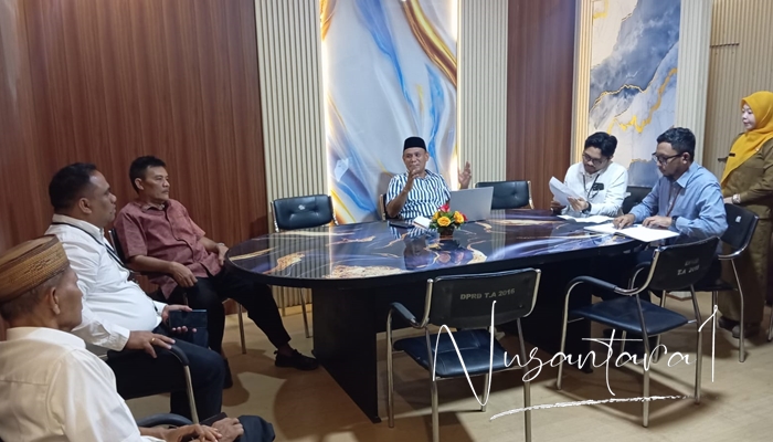 Komisi III DPRD Kabupaten Gorontalo tengah membahas pinjaman KUR bagi warga yang meninggal dunia [foto:juna/nusantara1]