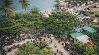 Suasana Pantai Monano awal 2026 yang dipadati pengunjung [foto:dok]