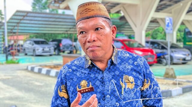 Asisten II Setda Kabupaten Gorontalo, Darwin Romy Sjahrain. [foto:juna/nusantara1]