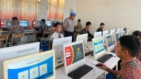 Kabid Propam Polda Gorontalo Kombes Pol. Ari Kartika Bhakti saat mengawasi jalannya PMK [foto:dok/humas]