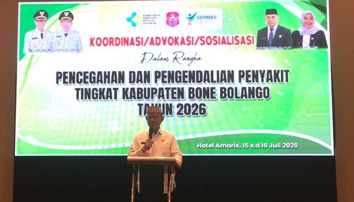 Bupati Bone Bolango, Ismet Mile saat membuka kegiatan Koordinasi, Advokasi dan Sosialisasi Pencegahan dan Pengendalian Penyakit tingkat Kabupaten Bone Bolango tahun 2026 di Hotel Amaris Kota Gorontalo, Rabu 15 Juli 2026. [foto:dok/diskominfo]