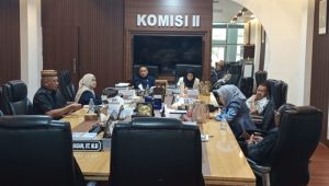 Rapat internal Komisi II DPRD Provinsi Gorontalo, Senin 10 Agustus 2026. [foto:dok/humas]