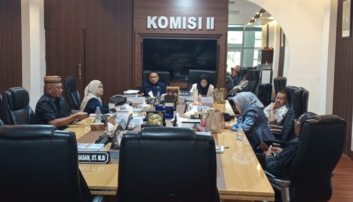 Rapat internal Komisi II DPRD Provinsi Gorontalo, Senin 10 Agustus 2026. [foto:dok/humas]
