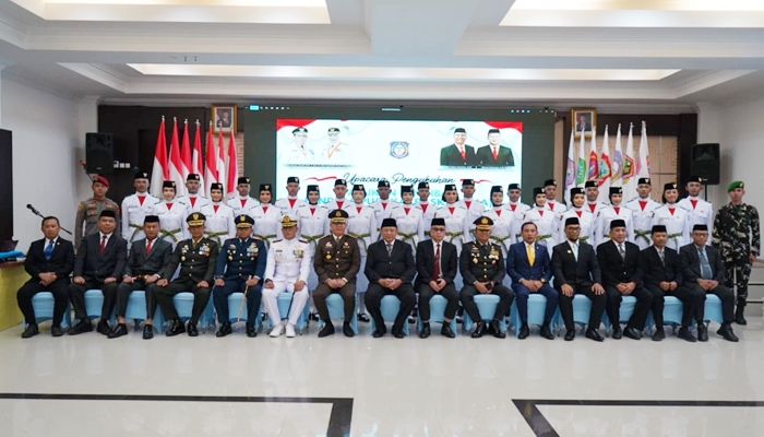 Sekretaris Komisi IV DPRD Provinsi Gorontalo, Moh. Abd. Ghalieb I. Lahidjun mewakili pimpinan menghadiri pengukuhan Paskibraka 2026. [foto;dok/humas]