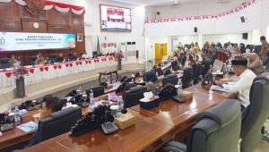 Suasana rapat paripurna membahas rencana kerja 2027.