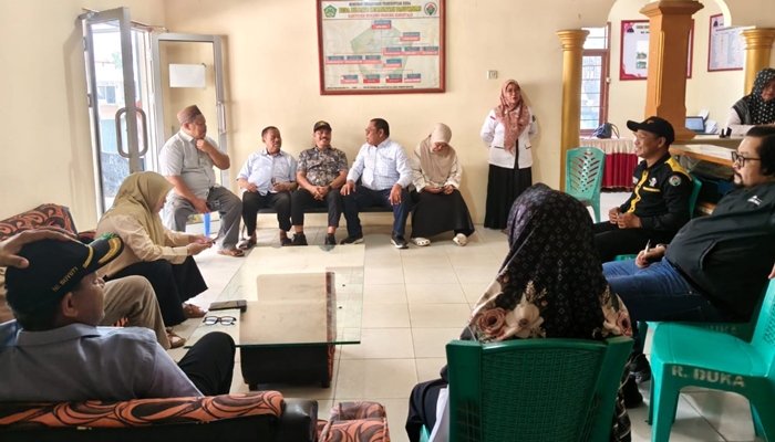 Kunjungan Komisi II DPRD Provinsi Gorontalo di Desa Diloato, Paguyaman. [foto:dok/pendamping komis