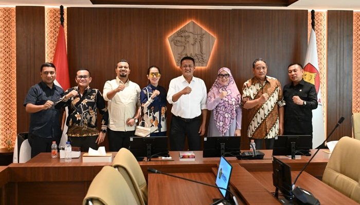 Pertemuan Komisi IV, Komisi I DPRD Gorontalo bersama Komisi IX DPR RI. [foto:dok/humas]