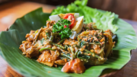 Ilustrasi. Sepiring gado-gado bisa menyimpan 'jebakan' kalori berlebih.[foto:dok/yukmakan]