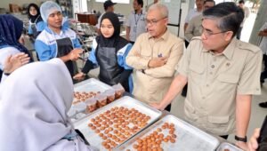 Menteri Ketenagakerjaan (Menaker) Yassierli saat melihat langsung pelatihan vokasi di Bantul, DI Yogyakarta, Rabu 7 Oktober 2026. [foto:dok/kemnaker]