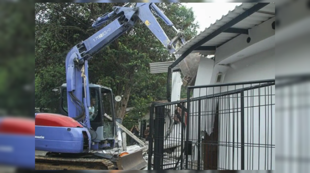 Pembongkaran kluster mewah di Lapas Cibinong yang oleh Ombudsman menghilangkan barang bukti.
