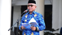 Sofyan Puhi Bupati Gorontalo Sofyan Puhi